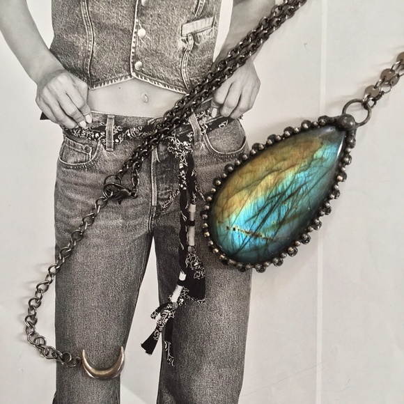 Labradorite and Sterling Silver Artisan Crafted Necklace is NWOT: Lots of Flash! - Picture 1 of 6